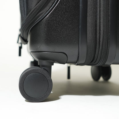 Exclusive VIP Hybrid Carry-on Luggage + Free vacuum bag + Pump + Shoe Bag